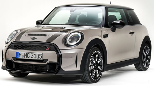 MINI Cooper 3 Puertas auto tipo hatchback tamaño sub-compacto.